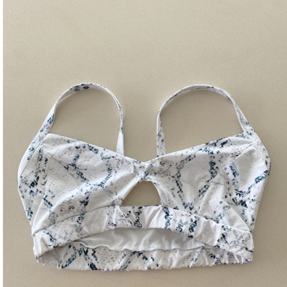 Varley Snakeskin sports bra size M